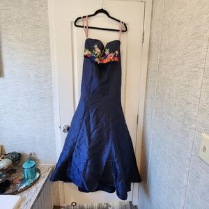 Blush Prom Chic Navy Blue Floral 2 Piece Prom Dress Size 2 EUC